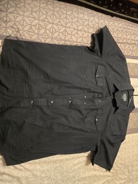 XL Gibson Men's Short-Sleeve Black Snap Shirt with Chest Pockets